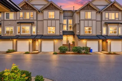 50 12677 63 Avenue, Surrey, BC, Surrey — Townhouse for sale