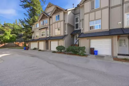 Mudroom Photo of 50 12677 63 Avenue, Surrey, BC