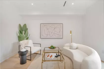 Living Room Photo of 265 W 6th Street, North Vancouver, BC