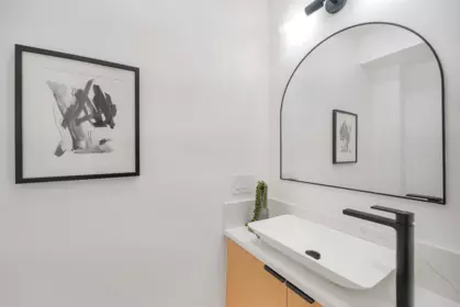 Primary Bathroom Photo of 265 W 6th Street, North Vancouver, BC