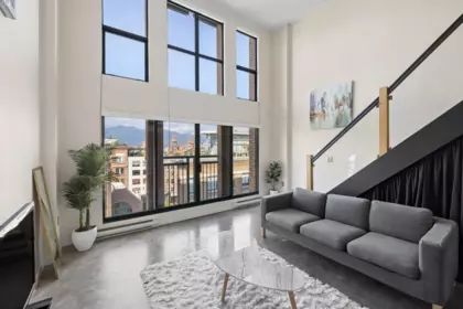 Family Room Photo of 609 22 E Cordova Street, Vancouver, BC