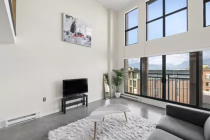 Living Room Photo of 609 22 E Cordova Street, Vancouver, BC