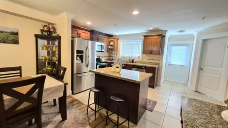 Kitchen Photo of 23 22977 116 Avenue, Maple Ridge, BC