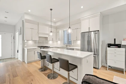 Dining Area Photo of 16475 21a Avenue, Surrey, BC