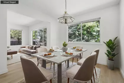 Kitchen Island Photo of 20885 95a Avenue, Langley, BC