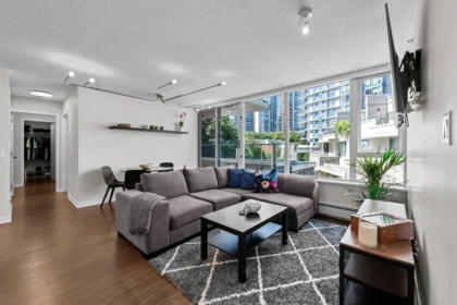 Kitchen Island Photo of 306 633 Abbott Street, Vancouver, BC