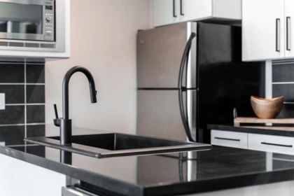 Kitchen Photo of 306 633 Abbott Street, Vancouver, BC
