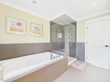 Hallway Photo of 3575 W 38th Avenue, Vancouver, BC