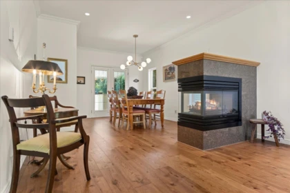 Kitchen Photo of 44434 Elsie Place, Chilliwack, BC