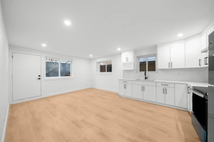 Walk-In Closet Photo of 7523 205 Street, Langley, BC