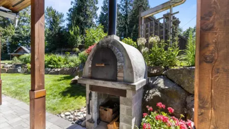Garden / Landscaping Photo of 36148 Dawn Crescent, Abbotsford, BC