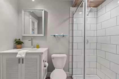 Guest Bathroom Photo of 36148 Dawn Crescent, Abbotsford, BC