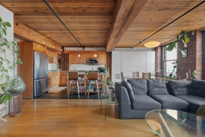 Loft / Bonus Room Photo of 305 41 Alexander Street, Vancouver, BC