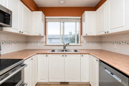 Primary Bathroom Photo of 40 9470 Hazel Street, Chilliwack, BC
