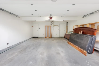 Hallway Photo of 53 1140 Falcon Drive, Coquitlam, BC