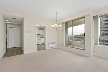 Pantry Photo of 802 4830 Bennett Street, Burnaby, BC