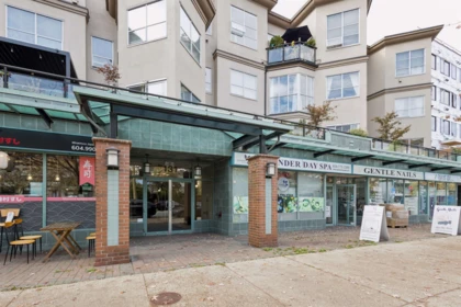 302 131 W 3rd Street, North Vancouver, BC, North vancouver — Apartment/Condo for sale