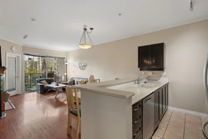 Kitchen Island Photo of 302 131 W 3rd Street, North Vancouver, BC
