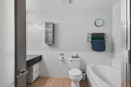 Primary Bathroom Photo of 302 131 W 3rd Street, North Vancouver, BC