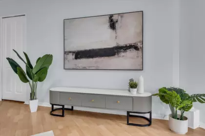 Dining Area Photo of 701 1010 Burnaby Street, Vancouver, BC