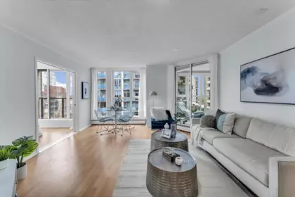 Family Room Photo of 701 1010 Burnaby Street, Vancouver, BC