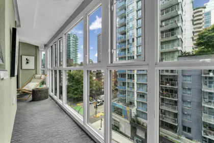 Laundry Room Photo of 701 1010 Burnaby Street, Vancouver, BC