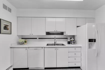Walk-In Closet Photo of 701 1010 Burnaby Street, Vancouver, BC