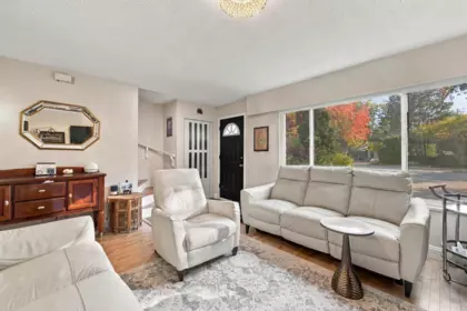 6284 Morgan Place, Surrey, BC, Surrey — Half Duplex for sale