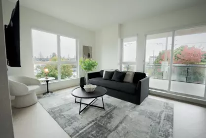 360 422 E 3rd Street, North Vancouver, BC, North vancouver — Apartment/Condo for sale