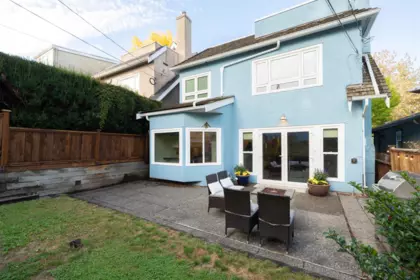 Front Yard Photo of 3328 W 30th Avenue, Vancouver, BC