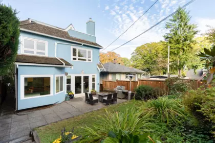 Garden / Landscaping Photo of 3328 W 30th Avenue, Vancouver, BC