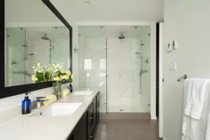 Powder Room Photo of 3328 W 30th Avenue, Vancouver, BC