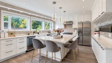 Breakfast Nook Photo of 4673 Harken Drive, Burnaby, BC
