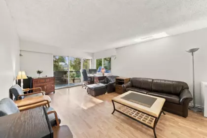 203 13530 Hilton Road, Surrey, BC, Surrey — Apartment/Condo for sale