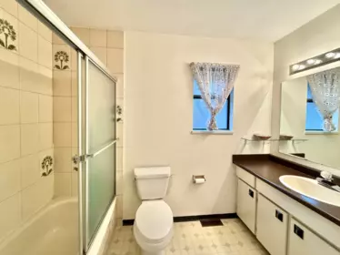 7209 Bridlewood Court, Burnaby, BC, Burnaby — Single Family Residence for sale