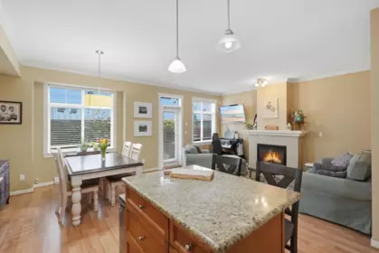 7 4910 Central Avenue, Delta, BC, Delta — Townhouse for sale
