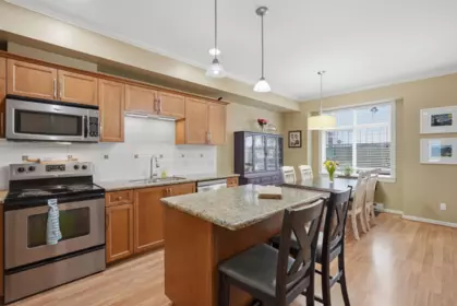 7 4910 Central Avenue, Delta, BC, Delta — Townhouse for sale