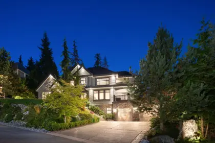 104 Deerview Lane, Anmore, BC, Anmore — Single Family Residence for sale