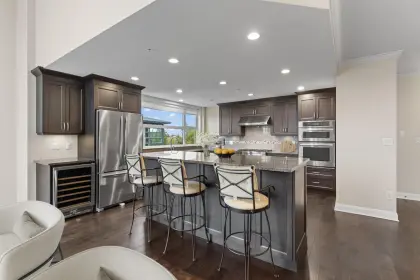 401 15310 17a Avenue, Surrey, BC, Surrey — Apartment/Condo for sale