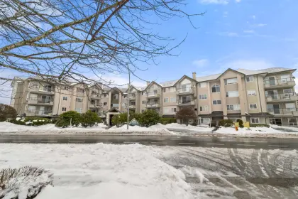 205 45520 Knight Road, Chilliwack, BC, Chilliwack — Apartment/Condo for sale