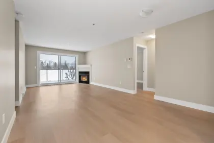 205 45520 Knight Road, Chilliwack, BC, Chilliwack — Apartment/Condo for sale