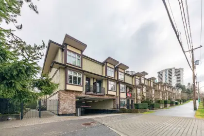 105 5588 Patterson Avenue, Burnaby, BC, Burnaby — Apartment/Condo for sale