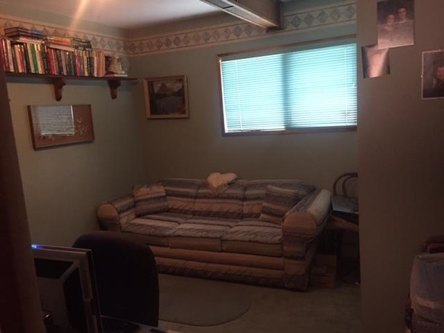 Kitchen Island Photo of 12101 Fletcher Street, Maple Ridge, BC