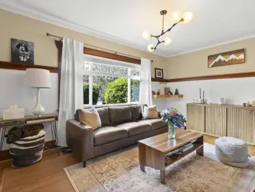 1325 E 17th Avenue, Vancouver, BC, Vancouver — Single Family Residence for sale