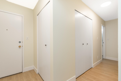 305 1526 George Street, White Rock, BC, White Rock — Apartment/Condo for sale