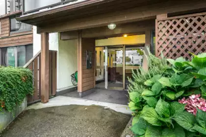 305 1526 George Street, White Rock, BC, White Rock — Apartment/Condo for sale