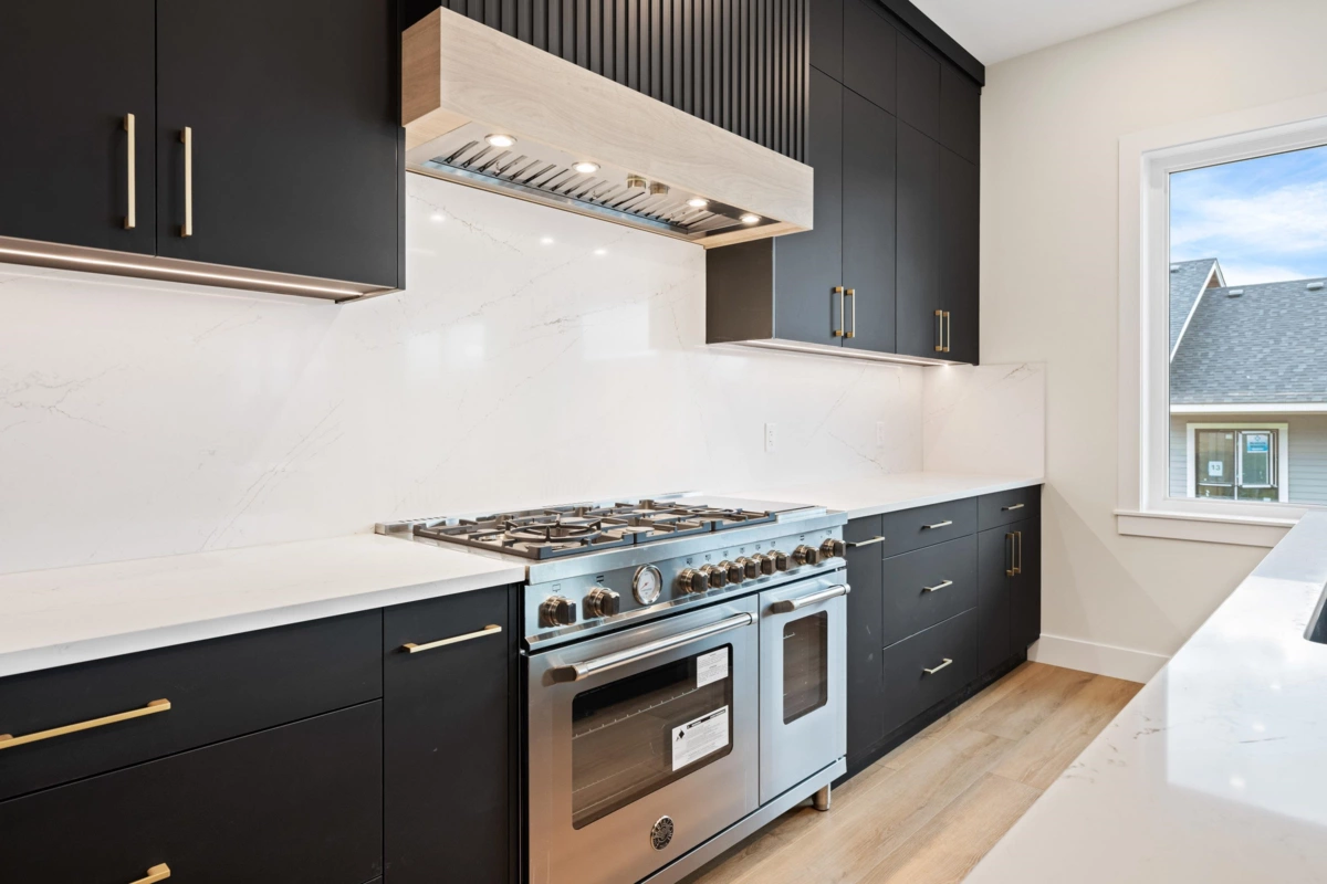 Kitchen Island Photo of 3556 Monson Crescent, Coquitlam, BC