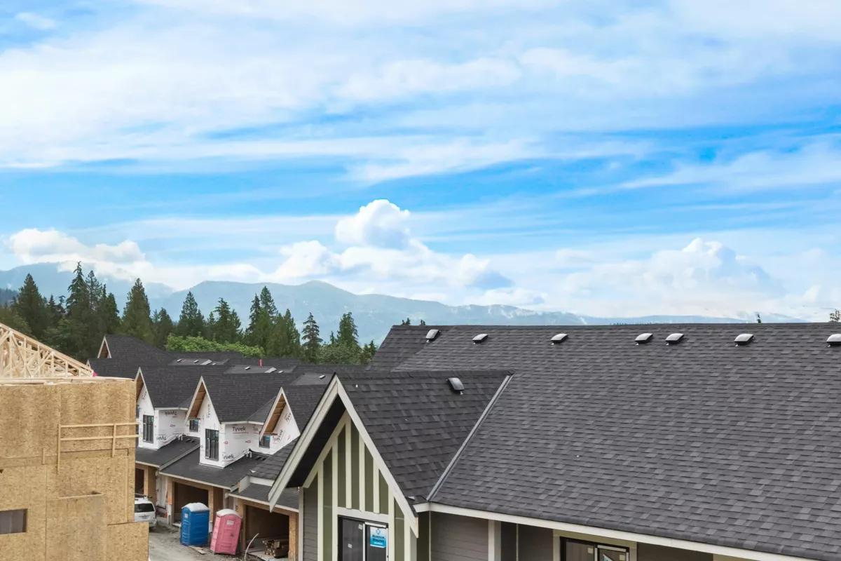Swimming Pool Photo of 3556 Monson Crescent, Coquitlam, BC