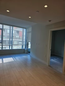 616 3438 Sawmill Crescent, Vancouver, BC