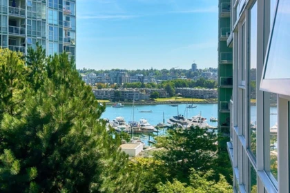906 193 Aquarius Mews, Vancouver, BC, Vancouver — Apartment/Condo for sale